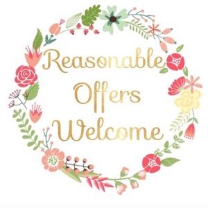 ❤️I welcome reasonable offers!💜